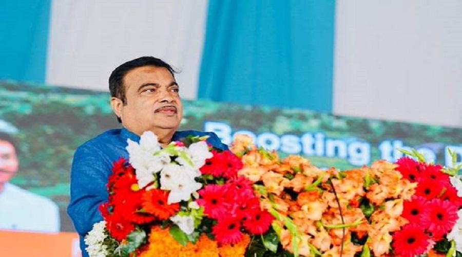 Gadkari urges infrastructure companies to start NBFCs